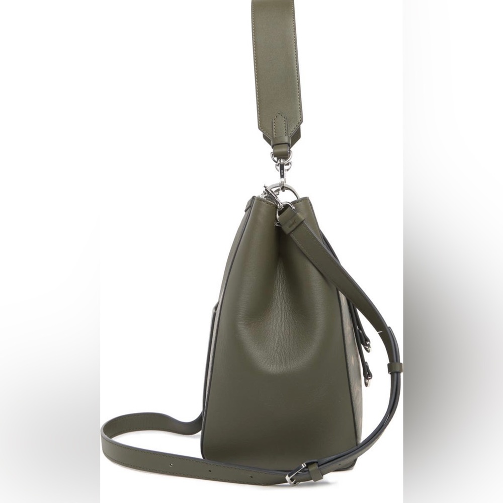 MCM Medium Aren VI Leather Hobo Bag (Sea Turtle) - Picture 4 of 15